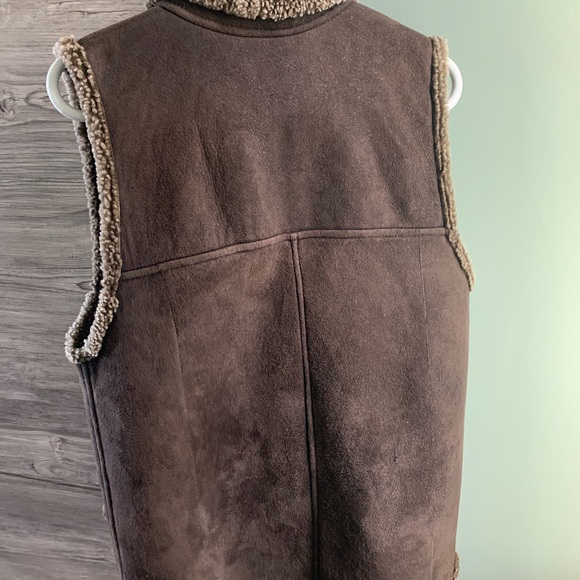Beautiful leather reversable vest - Picture 2 of 3